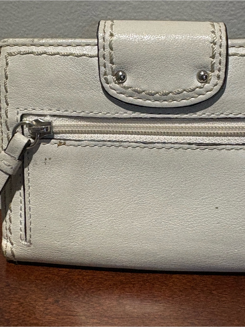 Coach Turn-Lock Wallet - Picture 3 of 6